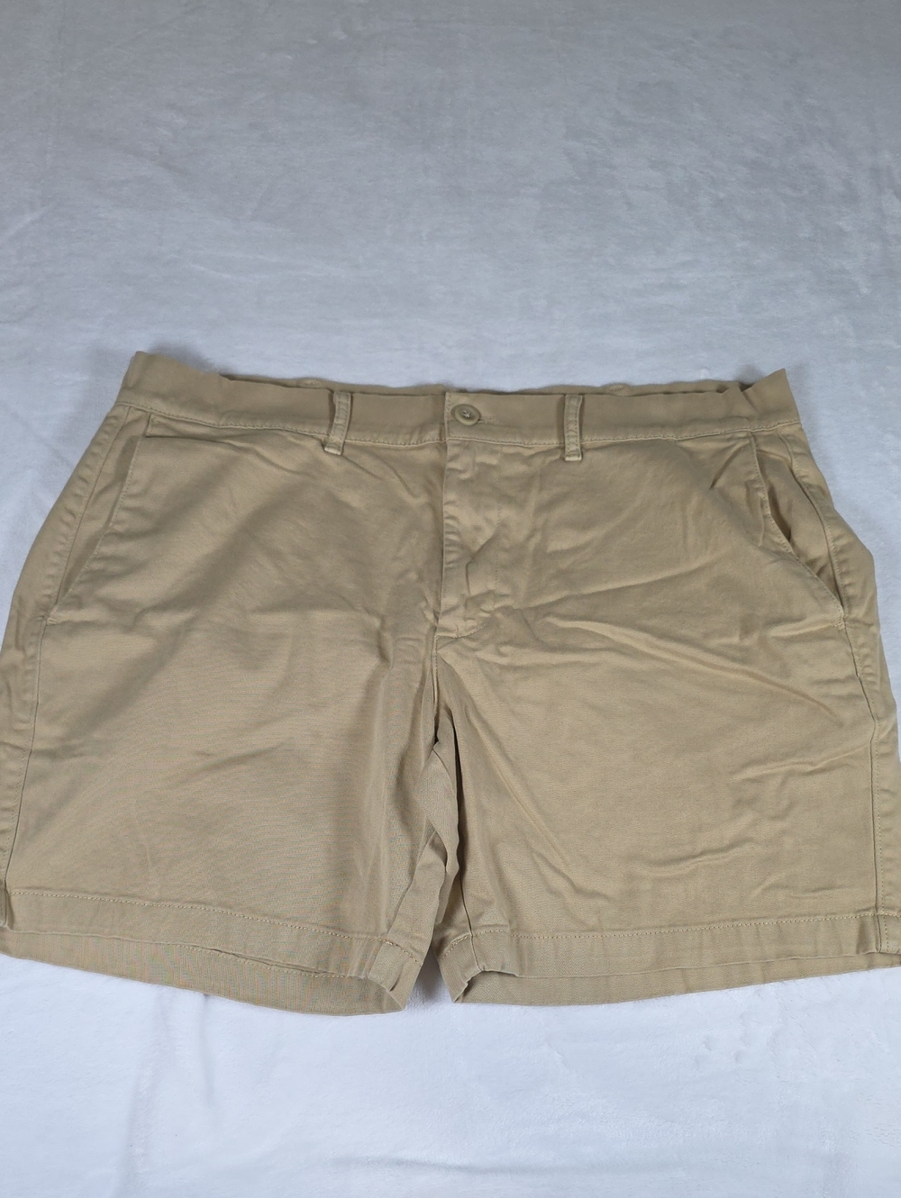 St. John's Bay Men's Tan Flat-Front Shorts Size 38